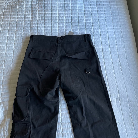 Renowned NWT Black Cargo Pants - Picture 3 of 7